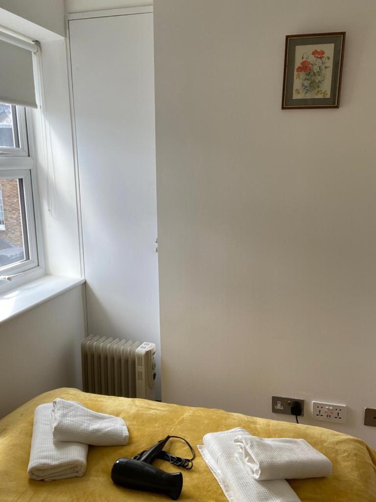 Lovely Private Rooms In Euston, Central London Exterior photo