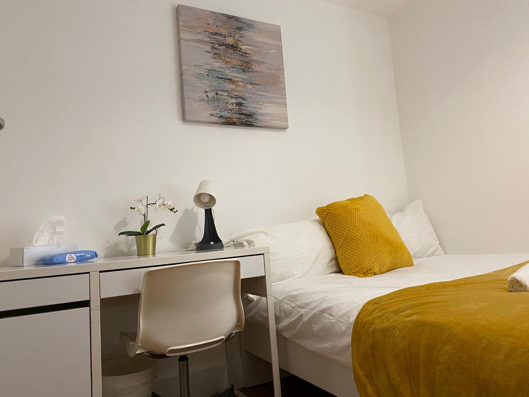 Lovely Private Rooms In Euston, Central London Exterior photo