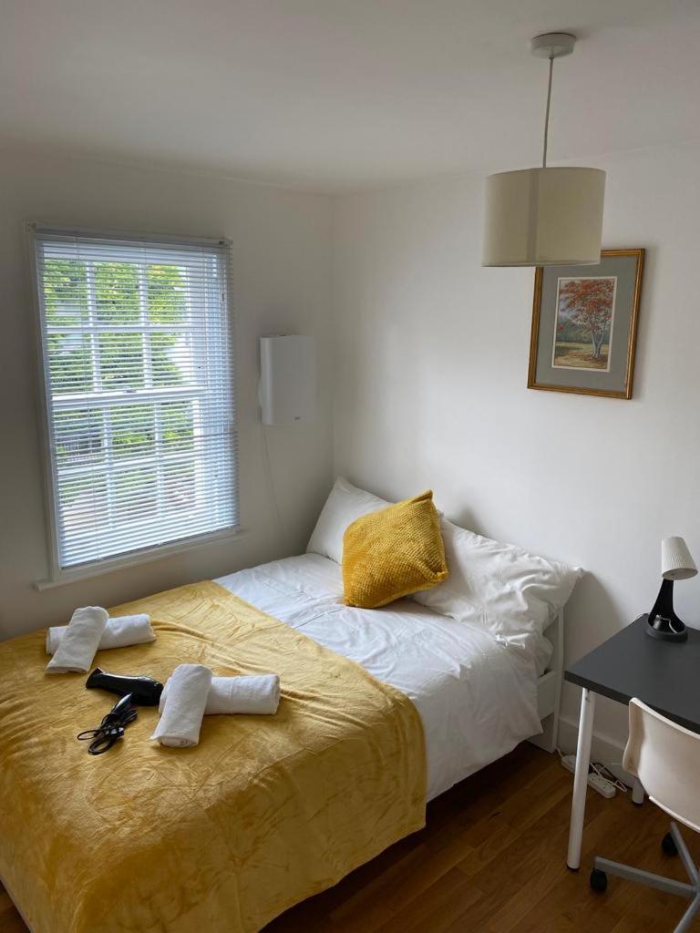 Lovely Private Rooms In Euston, Central London Exterior photo