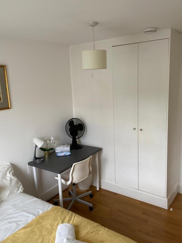 Lovely Private Rooms In Euston, Central London Exterior photo